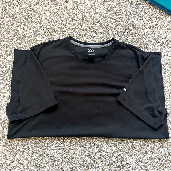 Athletic shirt - Picture 1 of 2